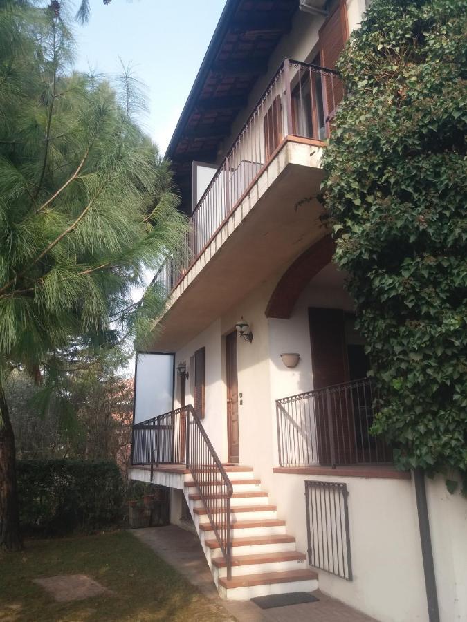 I Pini B&B Castagnito Bagian luar foto
